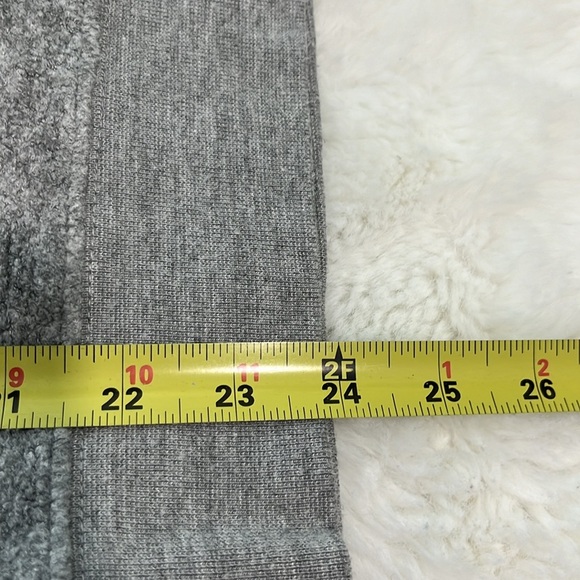 Urban outfitters sweater - Picture 6 of 6